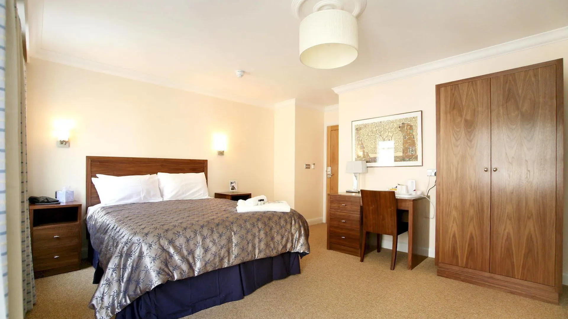 Legends Hotel Brighton