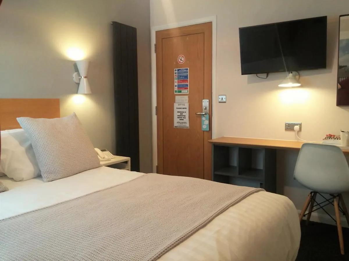 Legends Hotel Brighton 3*,